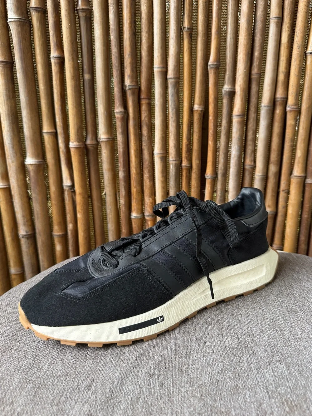 ADIDAS  Retropy E5 in 